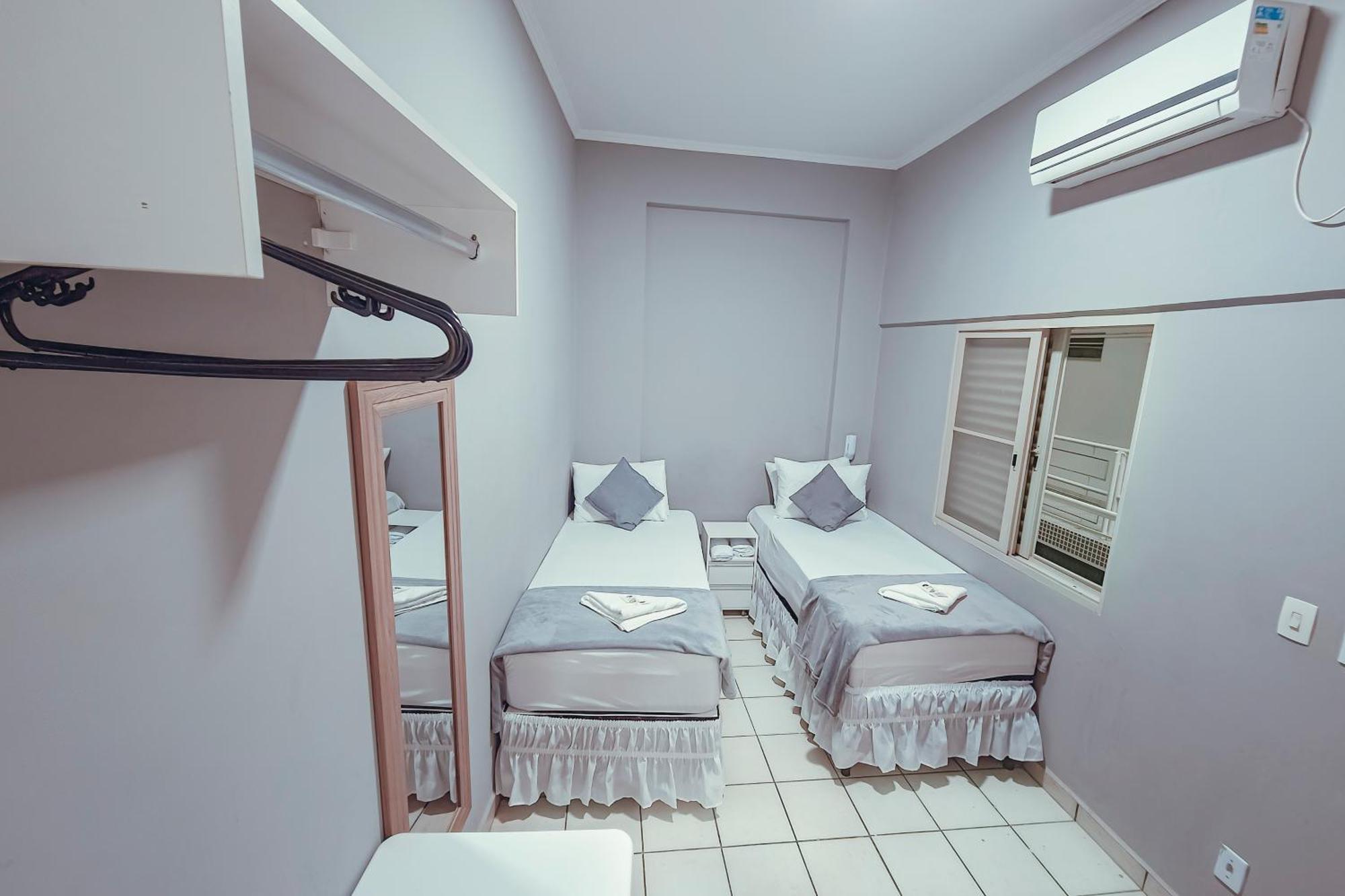 Hotel Apiacas ฮิเบเราเปรโต ภายนอก รูปภาพ